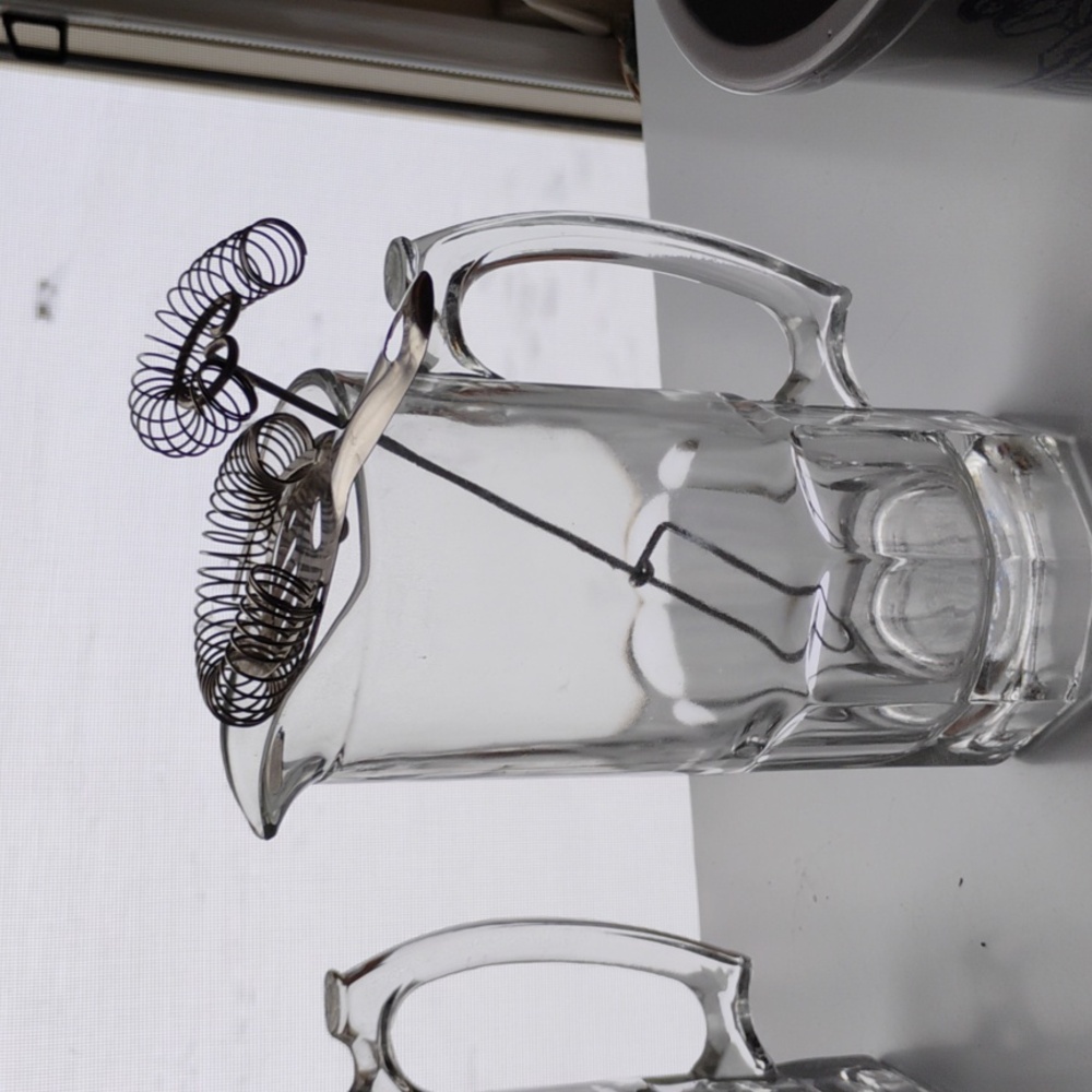 🍺 Vintage GLASS Pourable Heavy BARTENDERS PITCHER Approx 9" X 7"